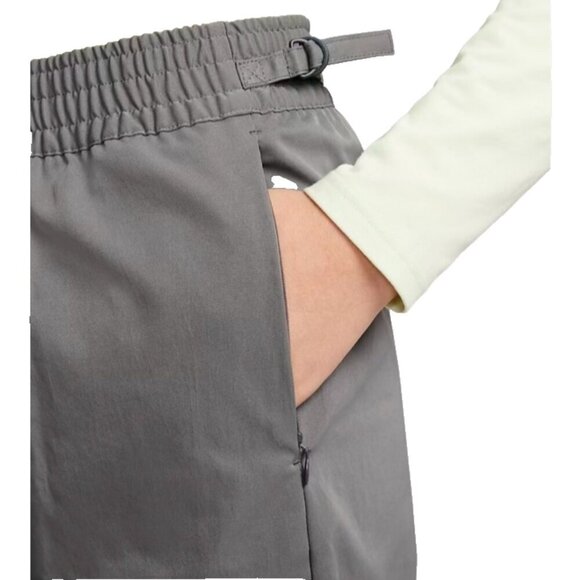 Nike Tech Pack Women Sportwear Snowboarding Cropped Pants Size XL Olive - Picture 7 of 16